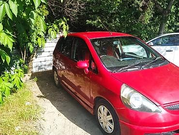 Honda Fit: 2003 г., 1.3 л, Автомат, Бензин, Хетчбек lalafo.kg да Honda Fit: 2003 г., 1.3 л, Автомат, Бензин, Хетчбек