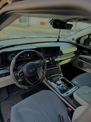 Kia Carnival: 2020 г., Дизель, Лимузин at lalafo.kg Kia Carnival: 2020 г., Дизель, Лимузин