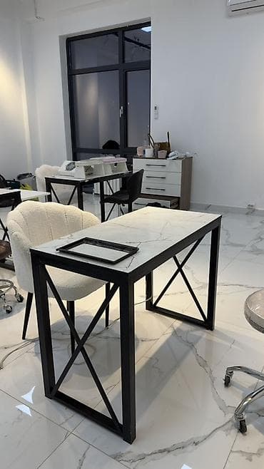 Продам 3 маникюрных стола в хорошем состоянии at lalafo.kg Продам 3 маникюрных стола в хорошем состоянии