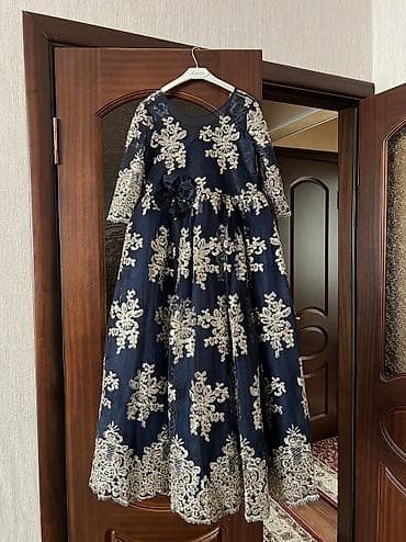 Proton: ПРОДАЮ ШИКАРНОЕ ТУРЕЦКОЕ ВЕЧЕРНОЕ ПЛАТЬЕ! Цвет: тёмно-синий Платье: со lalafo.kg да — 1 Proton: ПРОДАЮ ШИКАРНОЕ ТУРЕЦКОЕ ВЕЧЕРНОЕ ПЛАТЬЕ! Цвет: тёмно-синий Платье: со — 1