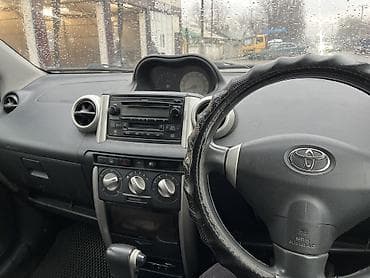 Toyota Ist: 2003 г., 1.5 л, Автомат, Бензин, Хэтчбэк at lalafo.kg Toyota Ist: 2003 г., 1.5 л, Автомат, Бензин, Хэтчбэк