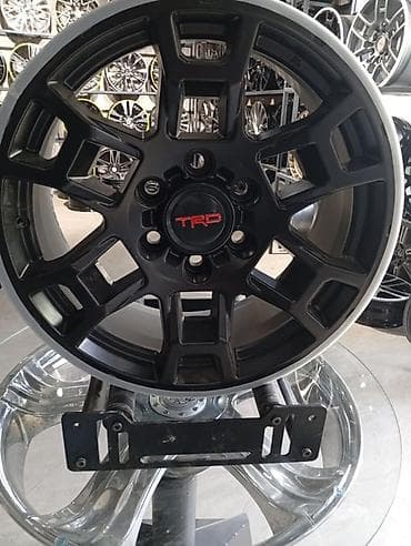 Литые Диски R 17 TRD, 1 шт, отверстий - 6 at lalafo.kg Литые Диски R 17 TRD, 1 шт, отверстий - 6