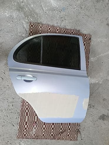 Дверь Задняя правая Nissan, Б/у, Оригинал at lalafo.kg Дверь Задняя правая Nissan, Б/у, Оригинал