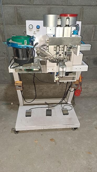 Продается машинка для набивание жемчуга at lalafo.kg Продается машинка для набивание жемчуга