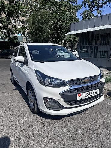 Chevrolet Spark: 2018 г., 1 л, Вариатор, Бензин, Хетчбек lalafo.kg да Chevrolet Spark: 2018 г., 1 л, Вариатор, Бензин, Хетчбек