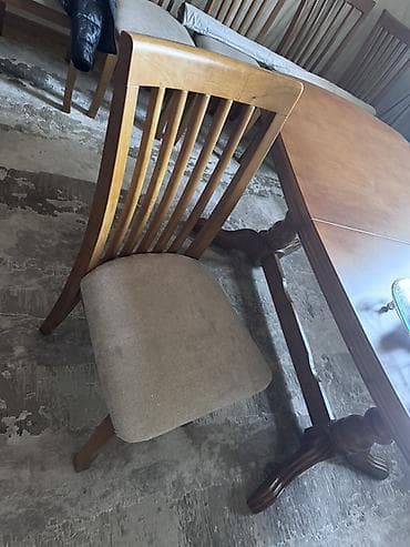 Стол и стул для зала, цвет - Коричневый at lalafo.kg Стол и стул для зала, цвет - Коричневый