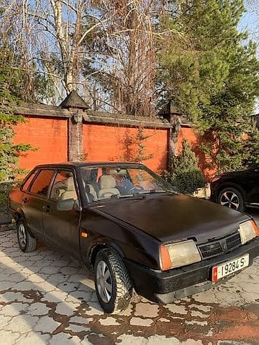 ВАЗ (ЛАДА) 21099: 1999 г., 1.5 л, Бензин, Седан at lalafo.kg ВАЗ (ЛАДА) 21099: 1999 г., 1.5 л, Бензин, Седан