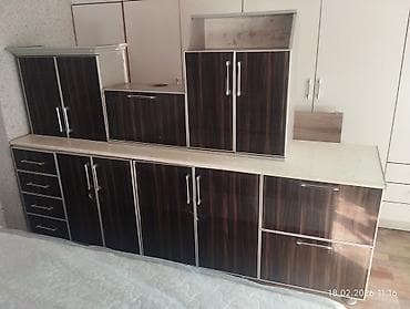 Тумба для вещей и одежды, Без зеркала, ЛДСП, цвет - Коричневый at lalafo.kg Тумба для вещей и одежды, Без зеркала, ЛДСП, цвет - Коричневый