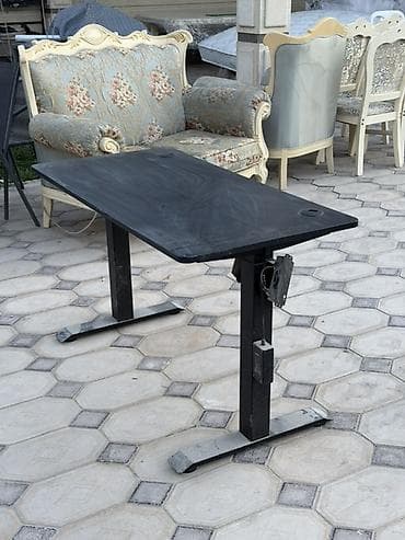 Офисный стол, Регулируемый, цвет - Черный, Прямоугольный at lalafo.kg Офисный стол, Регулируемый, цвет - Черный, Прямоугольный