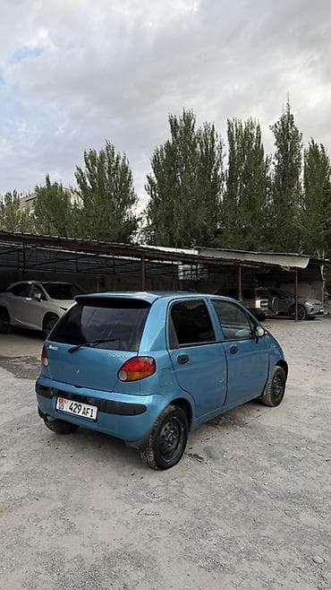 Daewoo Matiz: 1999 г., 0.8 л, Механика, Бензин, Хэтчбэк at lalafo.kg Daewoo Matiz: 1999 г., 0.8 л, Механика, Бензин, Хэтчбэк