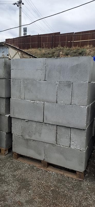 Пеноблоки/газоблоки на поддонах Описание: - Строительные блоки из at lalafo.kg Пеноблоки/газоблоки на поддонах Описание: - Строительные блоки из