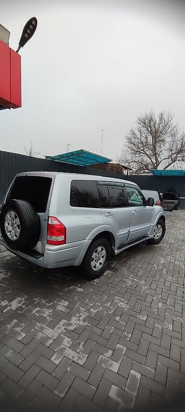 Mitsubishi Pajero: 2005 г., 3 л, Автомат, Газ, Внедорожник at lalafo.kg — 5 Mitsubishi Pajero: 2005 г., 3 л, Автомат, Газ, Внедорожник — 5