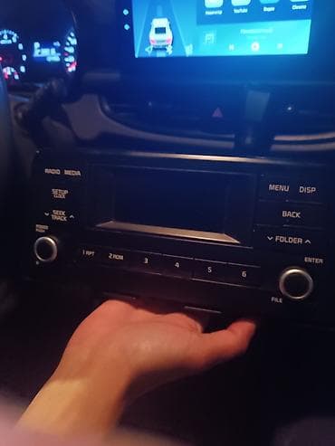 Штатная магнитола Kia Morning (ACB00G6DG) Продам оригинальную штатную at lalafo.kg Штатная магнитола Kia Morning (ACB00G6DG) Продам оригинальную штатную