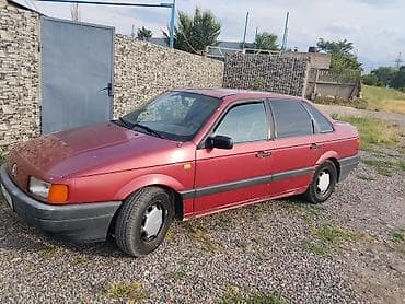 Volkswagen Passat: 1989 г., Кол менен иштөөчү, Седан lalafo.kg да Volkswagen Passat: 1989 г., Кол менен иштөөчү, Седан