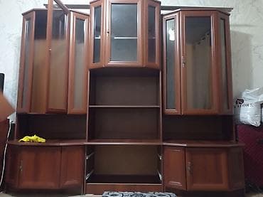 Стенка-шкаф, Тип стенки-шкафа: Горка, Для зала, Особенности: С отделением под телевизор at lalafo.kg Стенка-шкаф, Тип стенки-шкафа: Горка, Для зала, Особенности: С отделением под телевизор