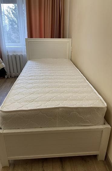 Продаю б/у кровать с ортопедическим матрасом состояние отличное Камод at lalafo.kg Продаю б/у кровать с ортопедическим матрасом состояние отличное Камод
