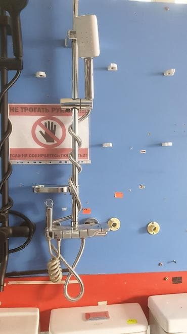 Суу аралаштыргычтар: Ванна жана душ үчүн суу аралаштыргыч, Тропикалык душ, Орнотуу: Сырткы монтаж, Материалы: Дат баспас болот, Функциялар: Функциялары жок lalafo.kg да — 4 Суу аралаштыргычтар: Ванна жана душ үчүн суу аралаштыргыч, Тропикалык душ, Орнотуу: Сырткы монтаж, Материалы: Дат баспас болот, Функциялар: Функциялары жок — 4