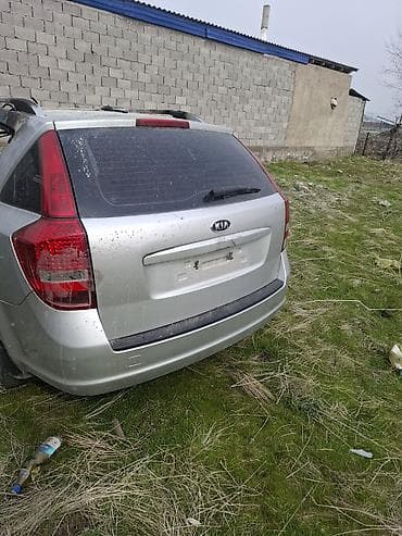 Автокосметика: KIA Ceed SW (универсал), серебристый, после пожара. Отлично подходит lalafo.kg да — 3 Автокосметика: KIA Ceed SW (универсал), серебристый, после пожара. Отлично подходит — 3