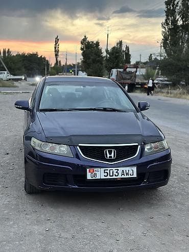 Honda Accord: 2003 г., 2 л, Автомат, Бензин, Седан lalafo.kg да Honda Accord: 2003 г., 2 л, Автомат, Бензин, Седан