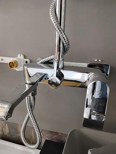 Суу аралаштыргычтар: Ванна жана душ үчүн суу аралаштыргыч, Кол душ, Орнотуу: Сырткы монтаж, Материалы: Латунь, Функциялар: Функциялары жок lalafo.kg да — 1 Суу аралаштыргычтар: Ванна жана душ үчүн суу аралаштыргыч, Кол душ, Орнотуу: Сырткы монтаж, Материалы: Латунь, Функциялар: Функциялары жок — 1