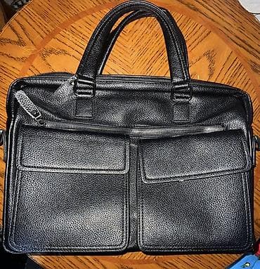 Деловая сумка-портфель черного цвета - Материал: фактурная эко-кожа at lalafo.kg Деловая сумка-портфель черного цвета - Материал: фактурная эко-кожа