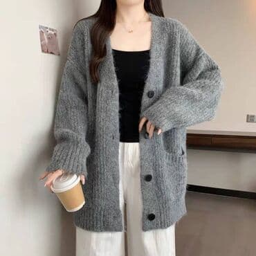 Кардиган, Трикотаж, Средняя модель, Осень-весна, С карманами at lalafo.kg Кардиган, Трикотаж, Средняя модель, Осень-весна, С карманами