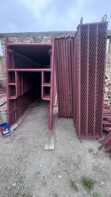 Строительные леса рамные с настилами - Комплект металлических рамных at lalafo.kg Строительные леса рамные с настилами - Комплект металлических рамных