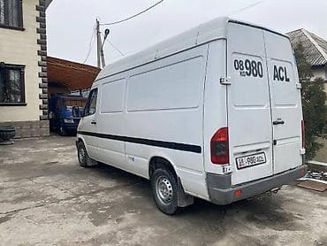 Легкий грузовик, Mercedes-Benz, Стандарт, 2 т, Б/у at lalafo.kg Легкий грузовик, Mercedes-Benz, Стандарт, 2 т, Б/у