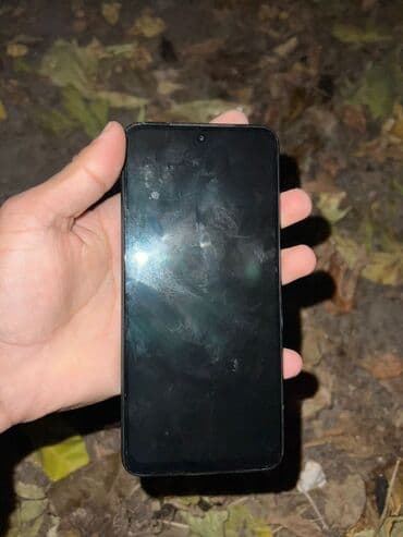 Смартфон с полноэкранным дисплеем и фронтальной камерой в каплевидном at lalafo.kg Смартфон с полноэкранным дисплеем и фронтальной камерой в каплевидном