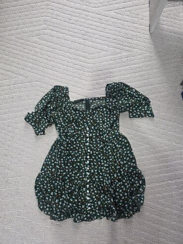 Все это продаю за 1500с. Черный пиджак,юбку,брюки,безрукавку,голубую at lalafo.kg Все это продаю за 1500с. Черный пиджак,юбку,брюки,безрукавку,голубую