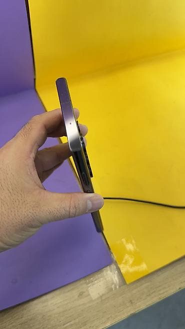 Samsung Galaxy S23 Ultra, Б/у, 256 ГБ, 2 SIM at lalafo.kg — 3 Samsung Galaxy S23 Ultra, Б/у, 256 ГБ, 2 SIM — 3