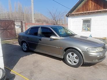 Opel Vectra: 1999 г., 1.8 л, Ручные, Бензин, Седан at lalafo.kg Opel Vectra: 1999 г., 1.8 л, Ручные, Бензин, Седан