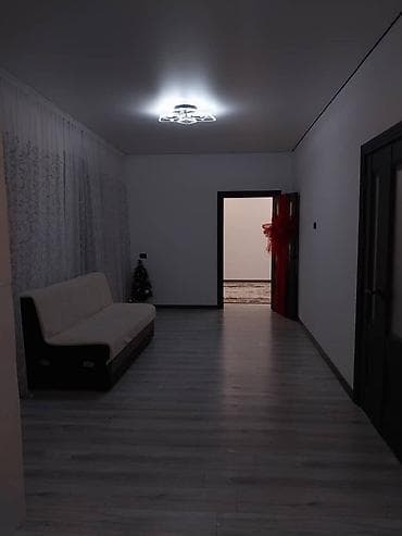 Продажа полдома: Двухэтажный кирпичный дом. Основные характеристики: - Материал стен at lalafo.kg — 4 Продажа полдома: Двухэтажный кирпичный дом. Основные характеристики: - Материал стен — 4