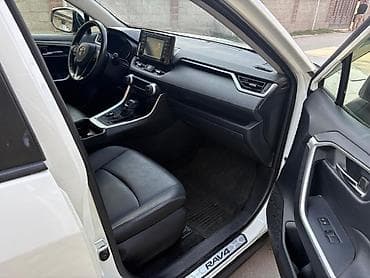 Jetour: Toyota RAV4: 2021 г., 2.5 л, Автомат, Гибрид, Кроссовер lalafo.kg да — 2 Jetour: Toyota RAV4: 2021 г., 2.5 л, Автомат, Гибрид, Кроссовер — 2