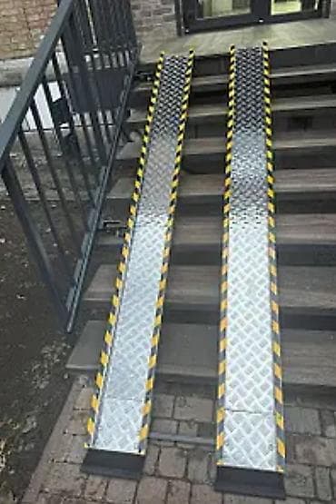 Металлическая лестница Наружные, Форма лестницы: Много-маршевая at lalafo.kg Металлическая лестница Наружные, Форма лестницы: Много-маршевая