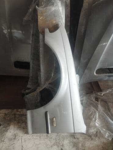 Переднее левое BMW, 2002 г., Б/у, Оригинал at lalafo.kg Переднее левое BMW, 2002 г., Б/у, Оригинал