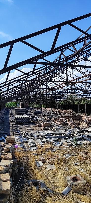 демонтаж плитки: Снос стен, Разбор полов, Снятие потолков | Гипсокартонная стена, Снос перегородки, Снятие старой штукатурки | Демонтаж ламината, Демонтаж паркета, Демонтаж линолеума | Крыша из шифера, Металлочерепичная кровля, Мягкая кровля Больше 6 лет опыта at lalafo.kg — 6 демонтаж плитки: Снос стен, Разбор полов, Снятие потолков | Гипсокартонная стена, Снос перегородки, Снятие старой штукатурки | Демонтаж ламината, Демонтаж паркета, Демонтаж линолеума | Крыша из шифера, Металлочерепичная кровля, Мягкая кровля Больше 6 лет опыта — 6