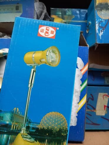 Настольный/прищепный светильник с направленным светом (спот) - Тип at lalafo.kg Настольный/прищепный светильник с направленным светом (спот) - Тип