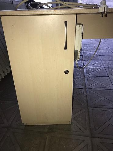 Бизнес үчүн климаттык жабдуулар: Парикмахерские столы 4 штуки по 2800 lalafo.kg да — 5 Бизнес үчүн климаттык жабдуулар: Парикмахерские столы 4 штуки по 2800 — 5