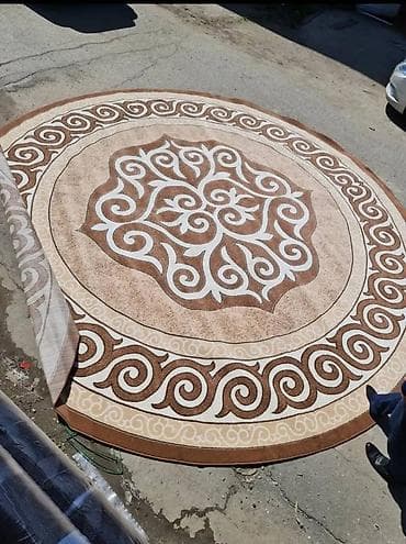 Ковролин: Боз үйлөр сатылат, Каркасы Жыгач, 75 баш, Диаметри: 5.5 метр lalafo.kg да — 10 Ковролин: Боз үйлөр сатылат, Каркасы Жыгач, 75 баш, Диаметри: 5.5 метр — 10