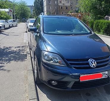 Volkswagen Golf Plus: 2008 г., 1.6 л, Механика, Бензин, Минивэн at lalafo.kg Volkswagen Golf Plus: 2008 г., 1.6 л, Механика, Бензин, Минивэн