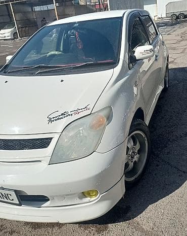 Toyota Ist: 2002 г., 1.3 л, Бензин at lalafo.kg Toyota Ist: 2002 г., 1.3 л, Бензин
