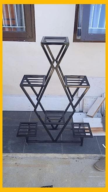 Ашкана үчүн текчелер: Гүлдөр үчүн текче, этажерка, Темир lalafo.kg да — 1 Ашкана үчүн текчелер: Гүлдөр үчүн текче, этажерка, Темир — 1