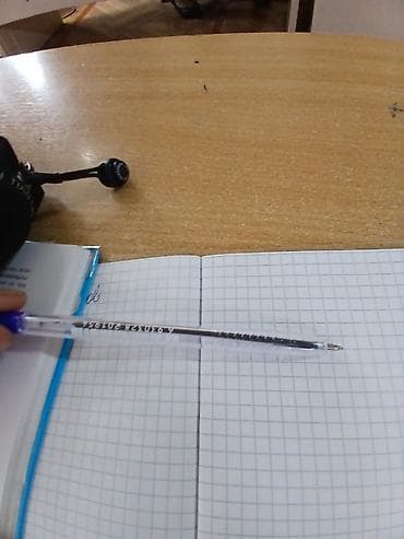 Шариковая ручка с синей пастой - Классическая шариковая ручка с at lalafo.kg Шариковая ручка с синей пастой - Классическая шариковая ручка с