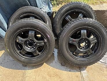 Продаю диски с шинами. 175/65R14 13000 сомов Комплект из 4 колёс lalafo.kg да Продаю диски с шинами. 175/65R14 13000 сомов Комплект из 4 колёс
