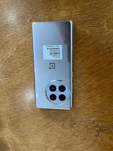 OnePlus Ace 2 Pro, Б/у, 1 ТБ, цвет - Серебристый, 2 SIM, eSIM at lalafo.kg OnePlus Ace 2 Pro, Б/у, 1 ТБ, цвет - Серебристый, 2 SIM, eSIM