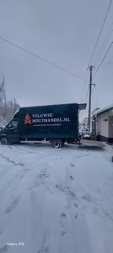 Заказать Мерседес грузовой спринтер, Перевозка мебели, C грузчиком at lalafo.kg Заказать Мерседес грузовой спринтер, Перевозка мебели, C грузчиком