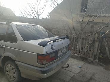 Спойлер на пассат б3 седан оригинал at lalafo.kg Спойлер на пассат б3 седан оригинал