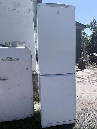 Холодильник Indesit, Б/у, Двухкамерный, De frost (капельный), 55 * 195 * 60 at lalafo.kg Холодильник Indesit, Б/у, Двухкамерный, De frost (капельный), 55 * 195 * 60