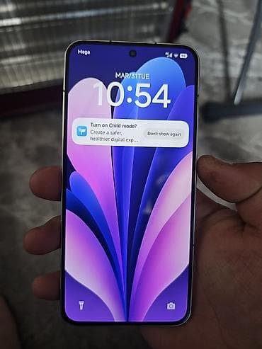 Xiaomi, 13, Б/у, 256 ГБ, цвет - Белый, 2 SIM at lalafo.kg Xiaomi, 13, Б/у, 256 ГБ, цвет - Белый, 2 SIM